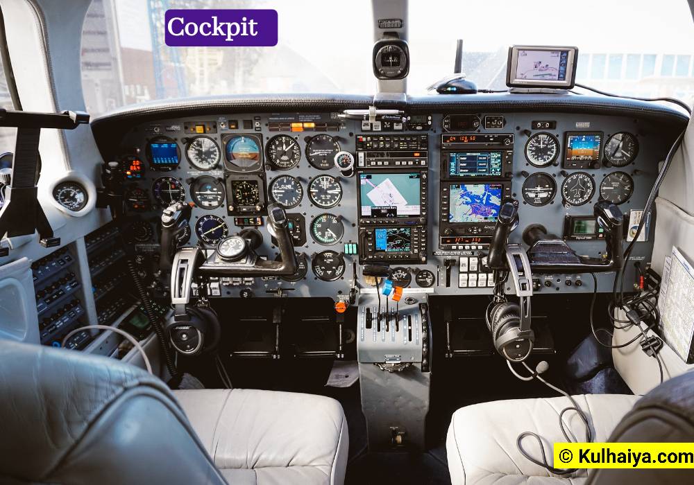 aeroplane Cockpit pic